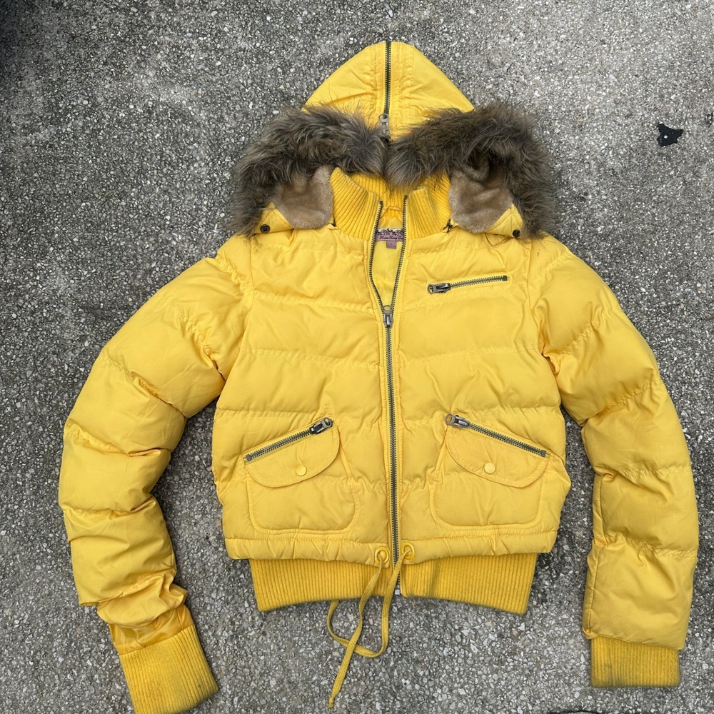 Forever 21 Yellow Puffer Jacket Faux Fur Hood Zip Pockets Y2K Style L